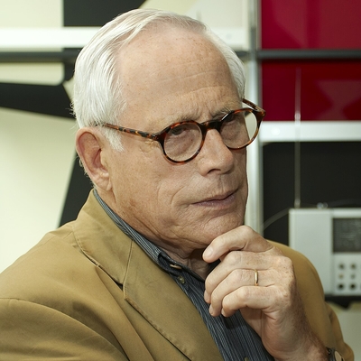 Dieter Rams Autograph Profile