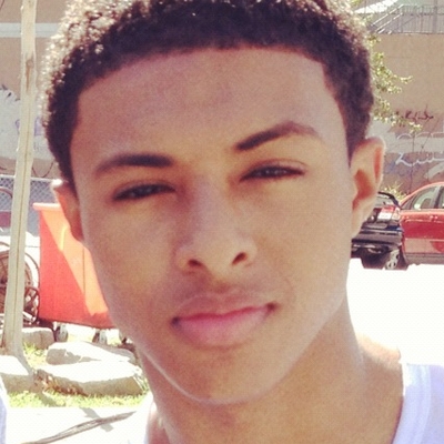 Diggy Simmons Autograph Profile