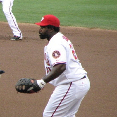 Dmitri Young Autograph Profile