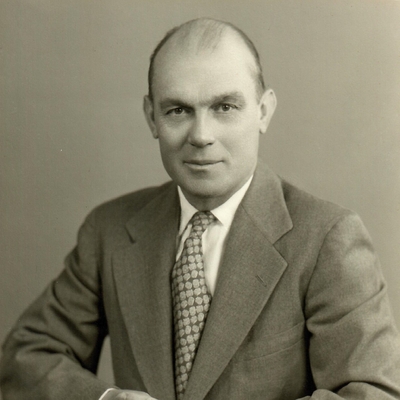 Doc Wallace Autograph Profile