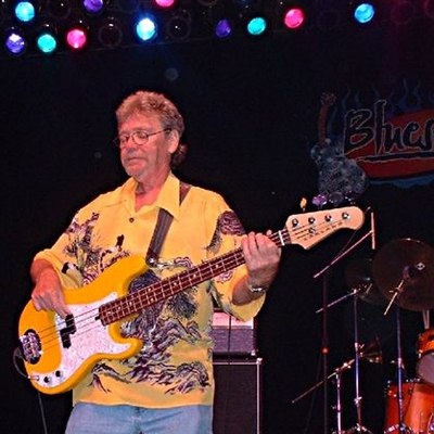 Donald Duck Dunn Autograph Profile