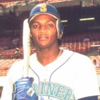 Donell Nixon Autograph Profile
