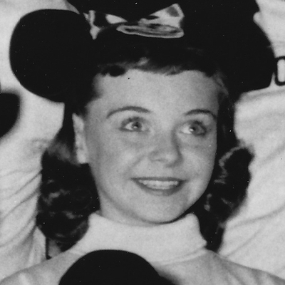 Doreen Tracey Autograph Profile