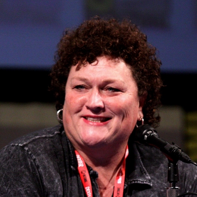 Dot Jones Autograph Profile