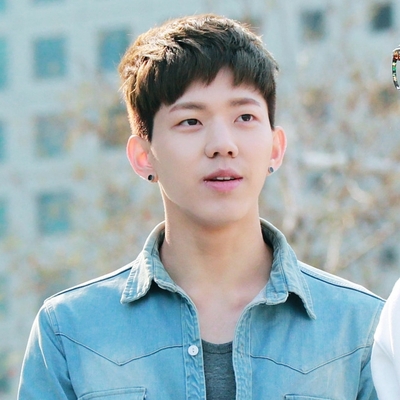 Dowoon Autograph Profile