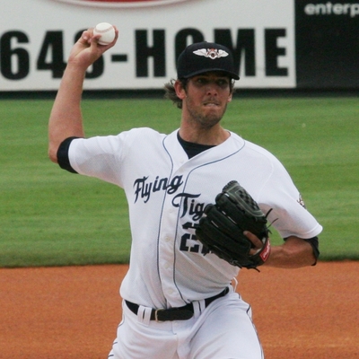 Drew VerHagen Autograph Profile