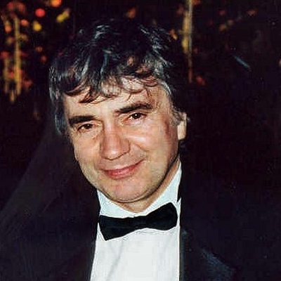 Dudley Moore Autograph Profile