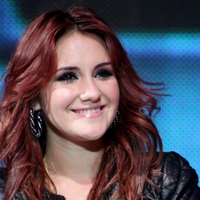 Dulce María Autograph Profile