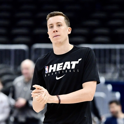 Duncan Robinson Autograph Profile