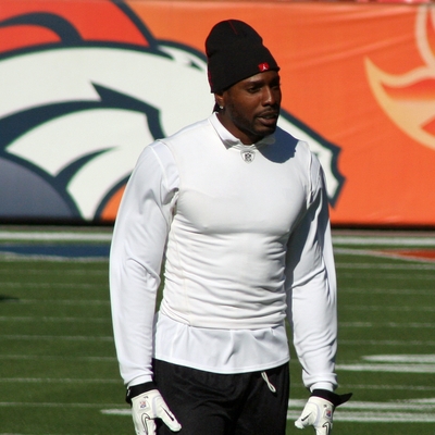 Dwayne Bowe Autograph Profile