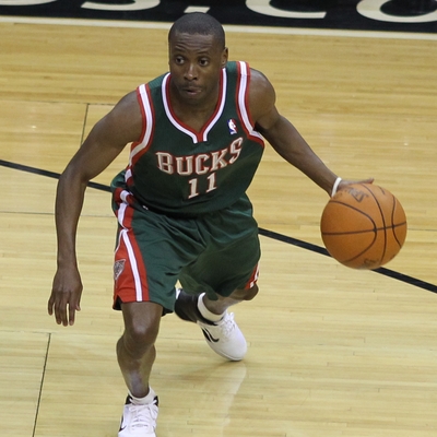 Earl Boykins Autograph Profile