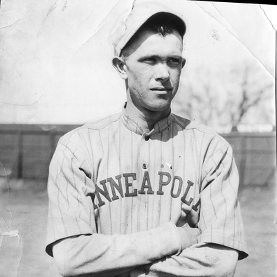 Ed Hovlik Autograph Profile
