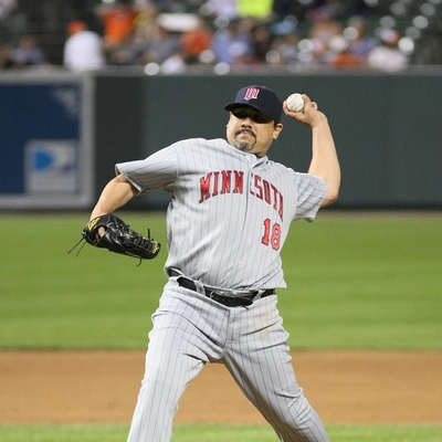 Eddie Guardado Autograph Profile