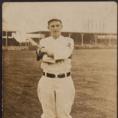 Eddie Higgins Autograph Profile
