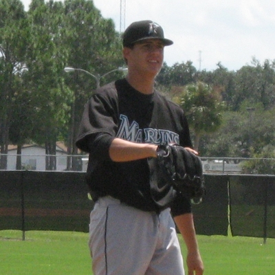 Edgar Olmos Autograph Profile