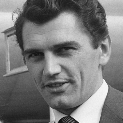 Edmund Purdom Autograph Profile