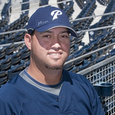 Edward Mujica Autograph Profile