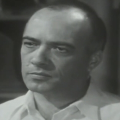 Edward Platt