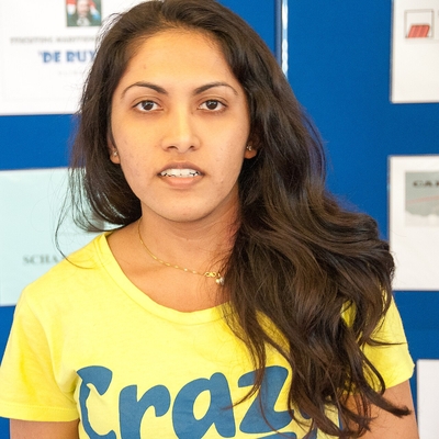 Eesha Karavade Autograph Profile