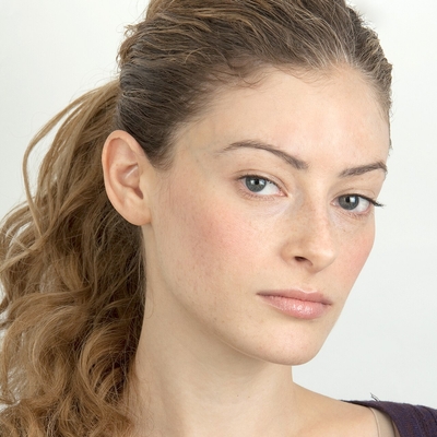 Efrat Dor Autograph Profile