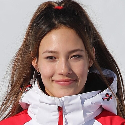 Eileen Gu Autograph Profile