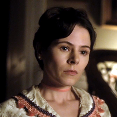 Elaine Cassidy