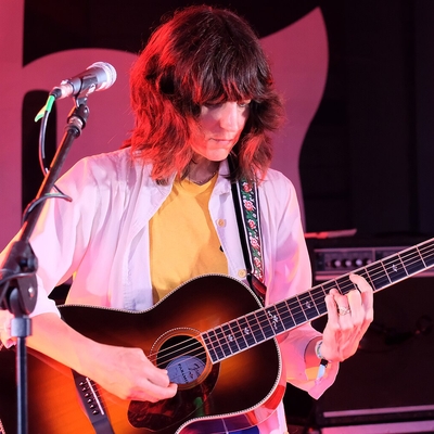 Eleanor Friedberger Autograph Profile