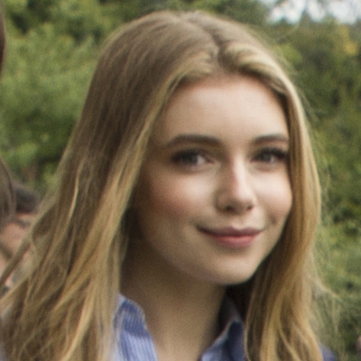 Eleanor Worthington-Cox Autograph Profile