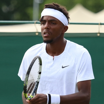 Elias Ymer Autograph Profile