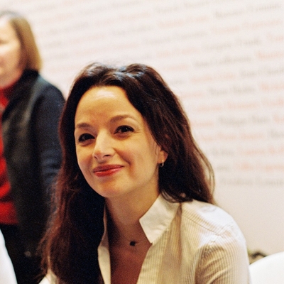 Eliette Abécassis Autograph Profile