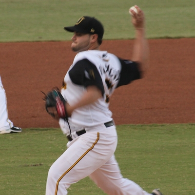 Elih Villanueva Autograph Profile