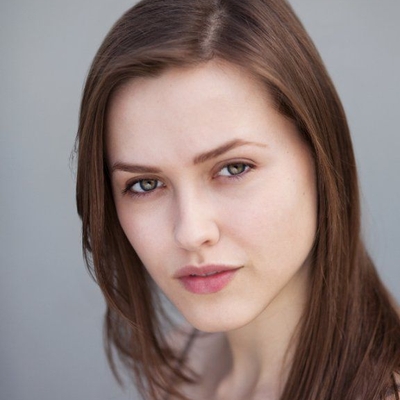 Elinor Crawley Autograph Profile