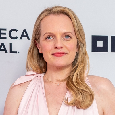 Elisabeth Moss Autograph Profile