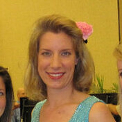 Elizabeth Pitcairn Autograph Profile