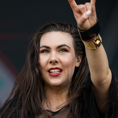 Elize Ryd Autograph Profile