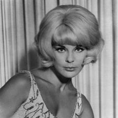 Elke Sommer
