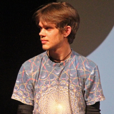 Ellar Coltrane Autograph Profile