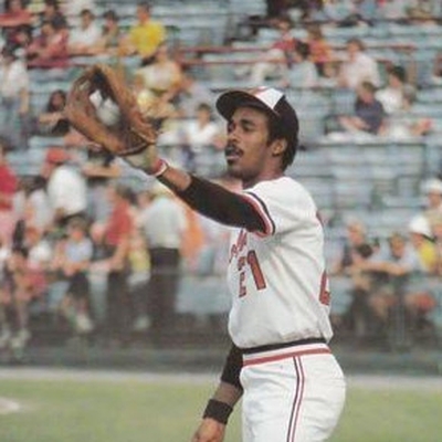 Elliott Maddox Autograph Profile