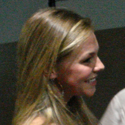 Eloise Mumford Autograph Profile