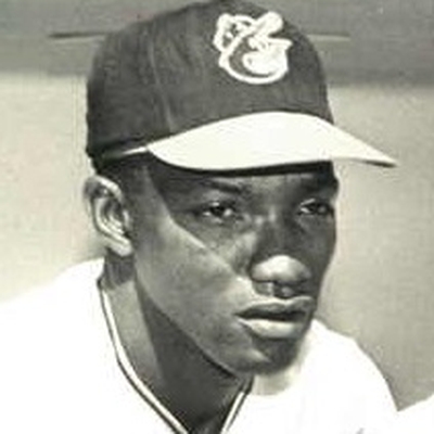 Elrod Hendricks Autograph Profile