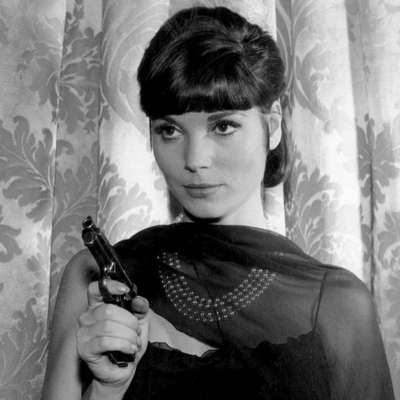 Elsa Martinelli Autograph Profile