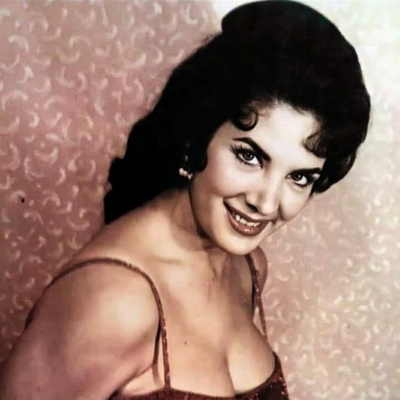 Elvira Quintana Autograph Profile