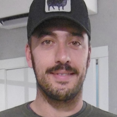 Emiliano Viviano Autograph Profile