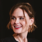 Emily Deschanel