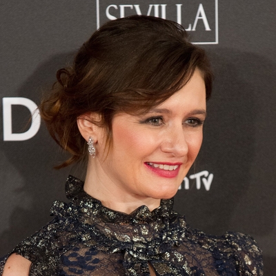Emily Mortimer Autograph Profile