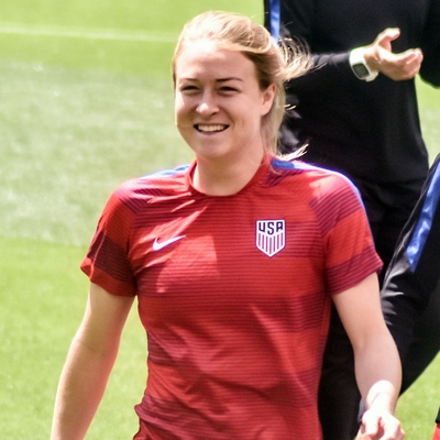 Emily Sonnett Autograph Profile