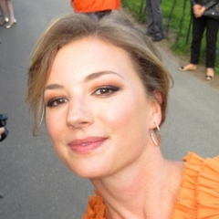 Emily VanCamp