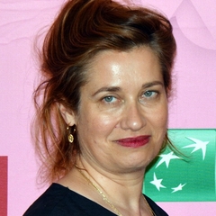 Emmanuelle Devos