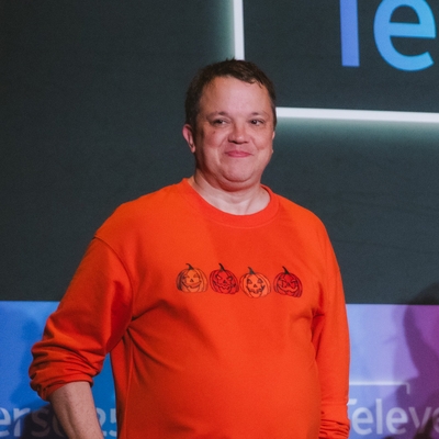 Eric Millegan Autograph Profile