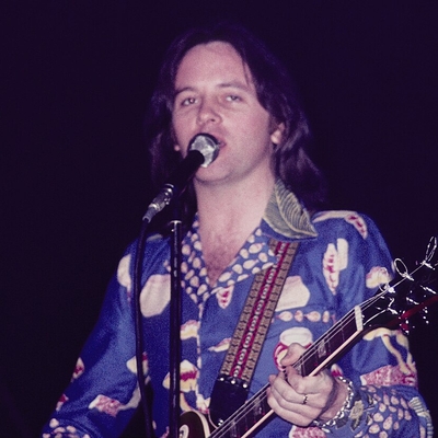 Eric Stewart Autograph Profile